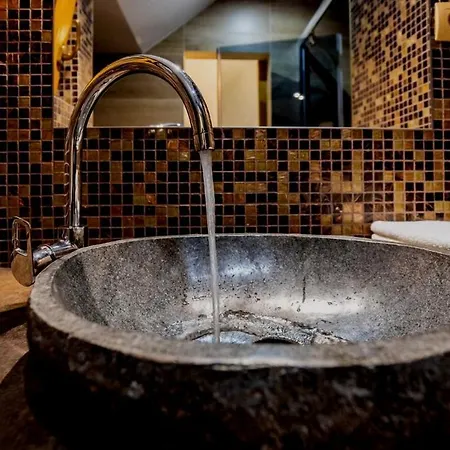 Dom Na Strome V Panorama Parku * Nezbudska Lucka