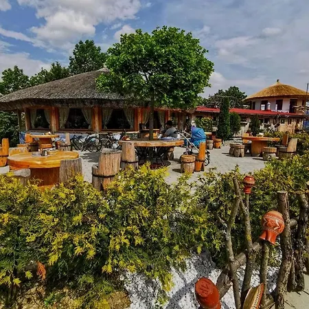 Dom Na Strome V Panorama Parku * Nezbudska Lucka