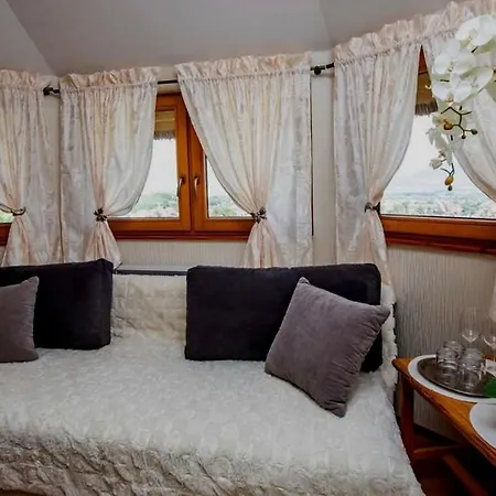 Dom Na Strome V Panorama Parku * Nezbudska Lucka